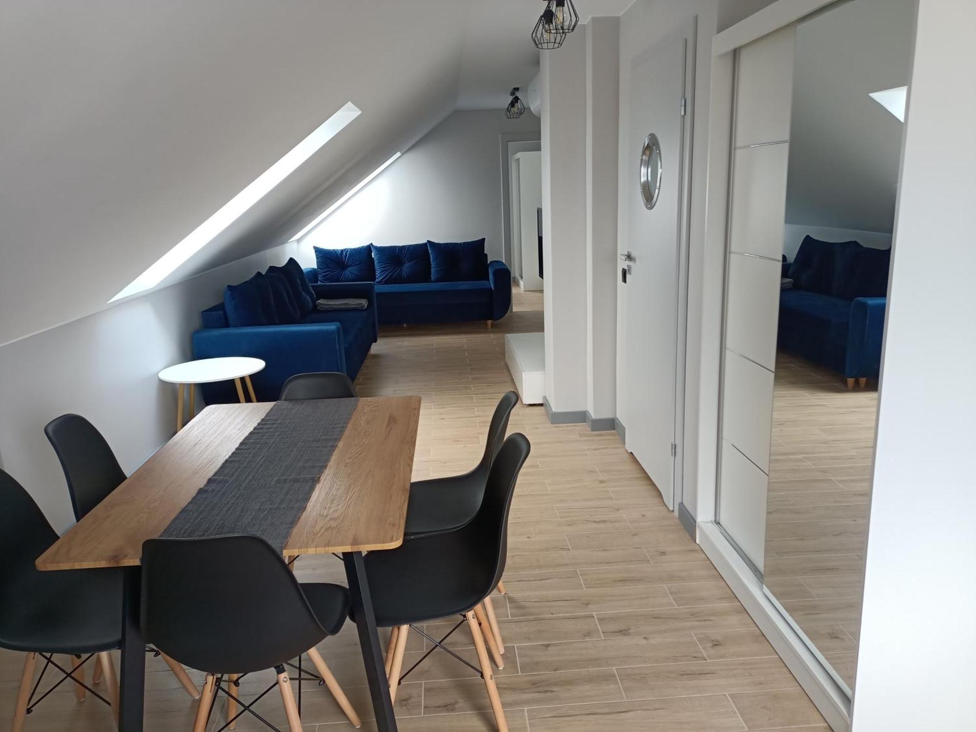 Martinus Apartments 메헬린키 객실 사진